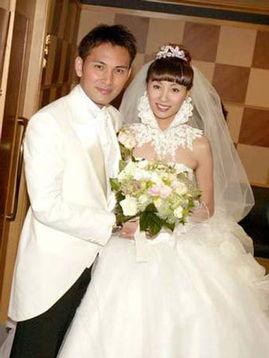 离婚的明星夫妻图片,镜头下的情感裂痕